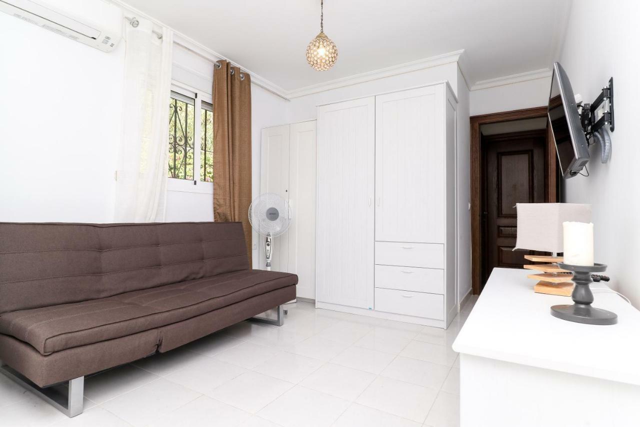 Villa Vita In Elviria マルベーリャ エクステリア 写真